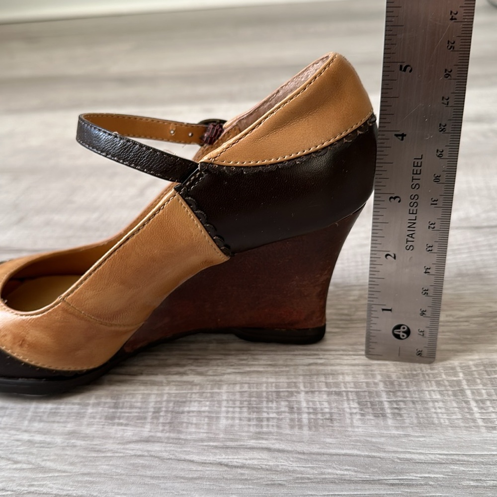 Vintage Style Kenneth Cole Reaction Wedge Heels - Picture 10 of 10